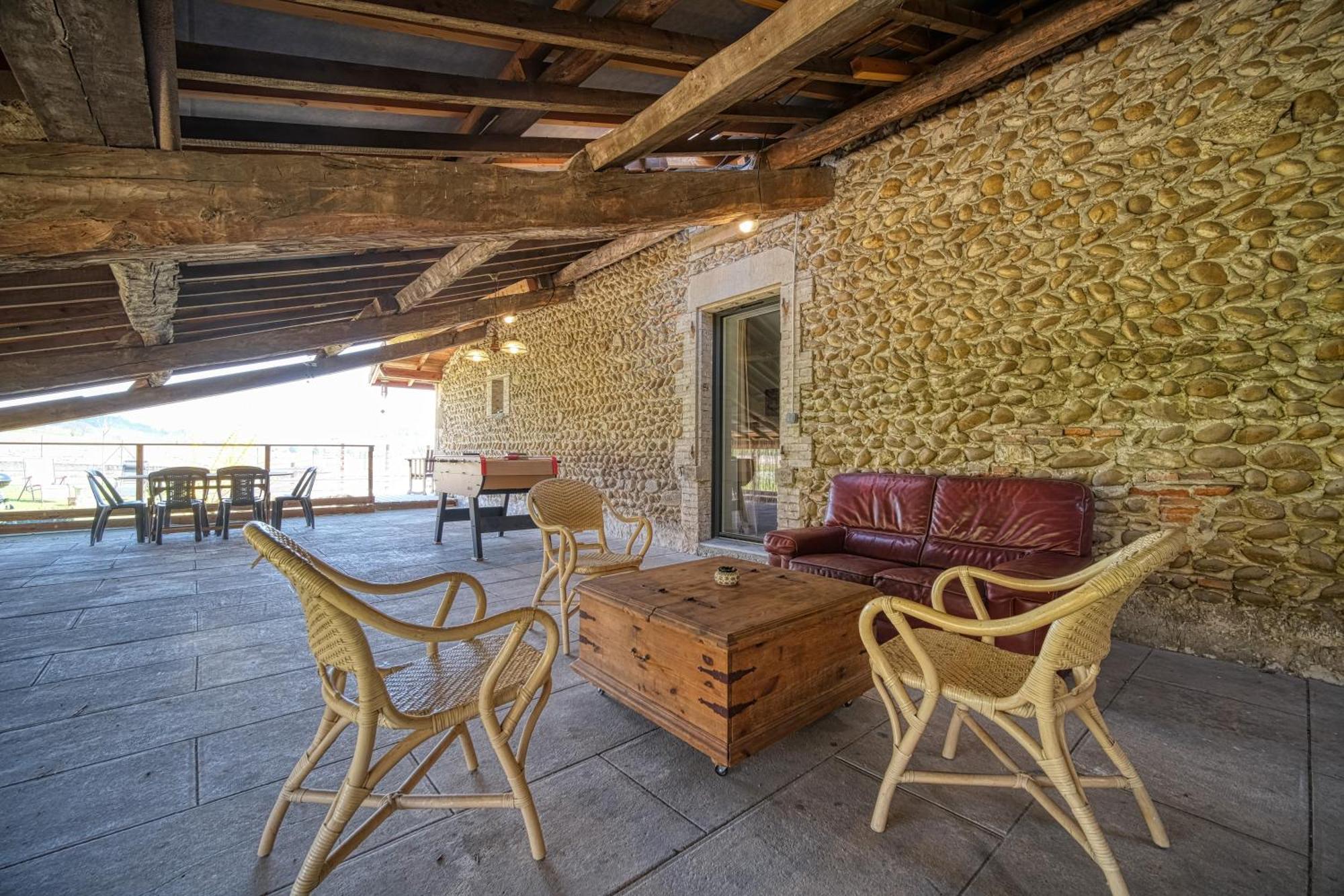 Maison Michonieres - Gite 3 Etoiles - 8 Personnes Miribel  Exterior photo